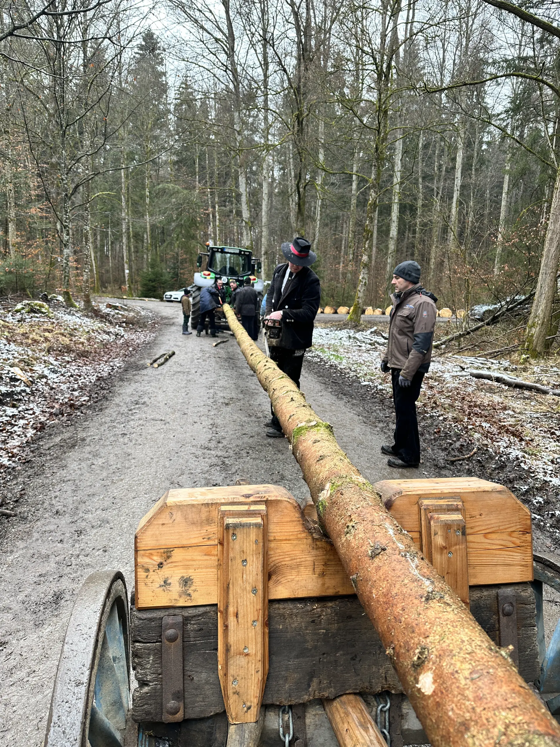 Verladen auf dem Nachläufer