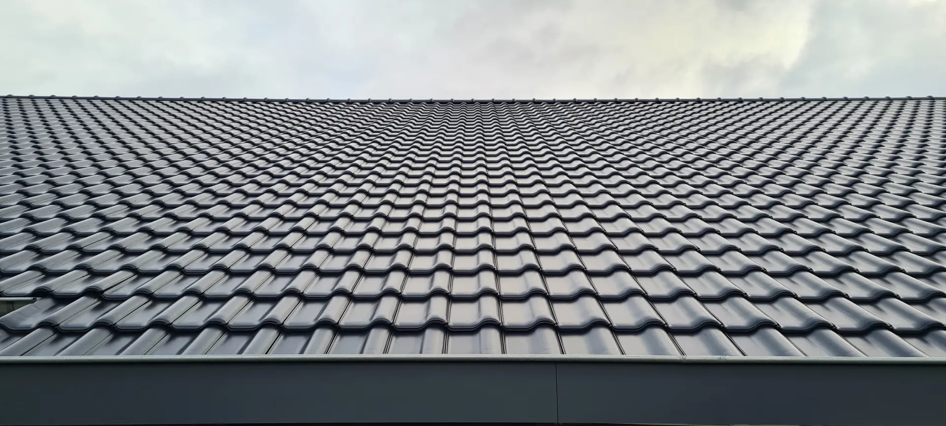 F10 pro altschwarz engobiert